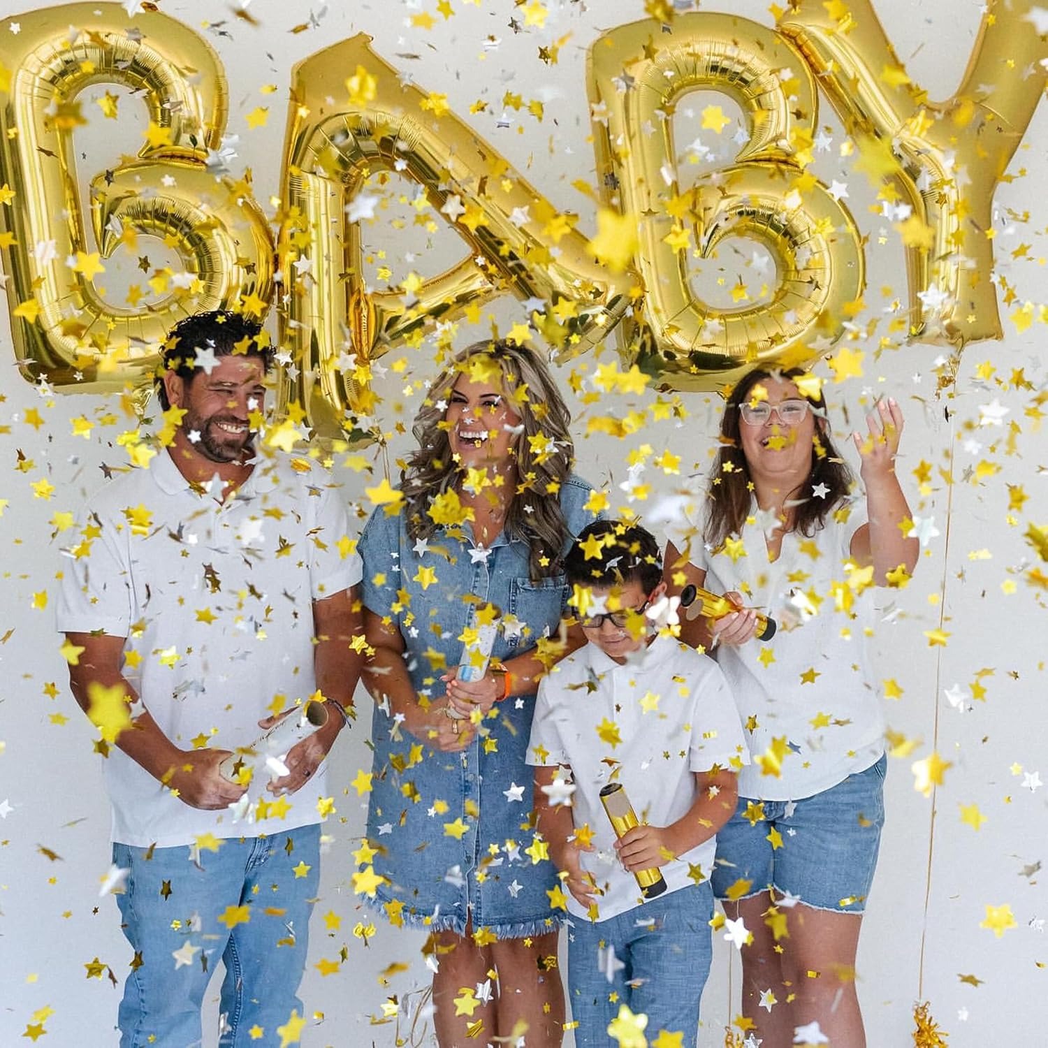 Gold Star Confetti Cannons 2 Pack: image 4